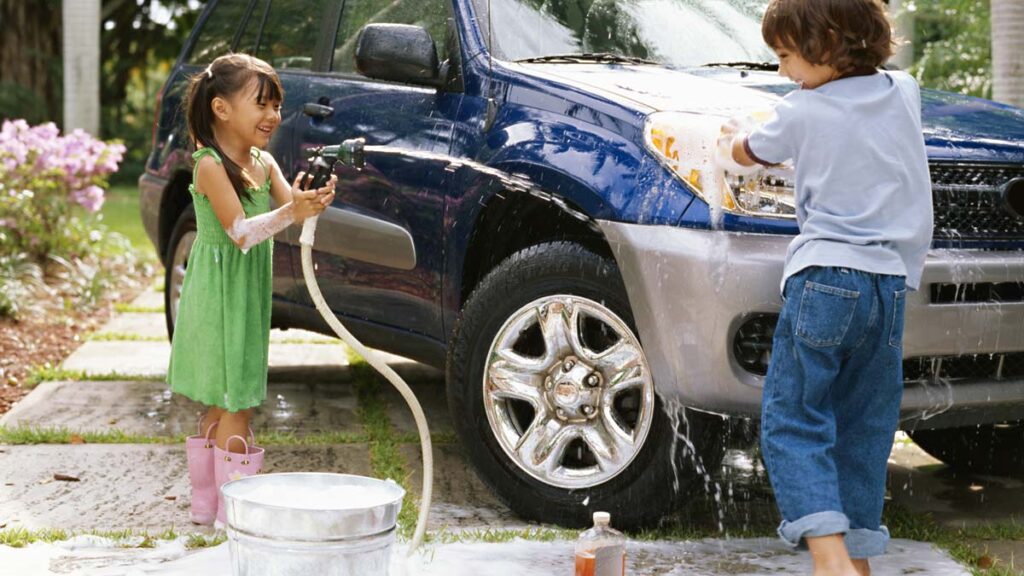 Az autó takarítása nem csak kívülről fontos